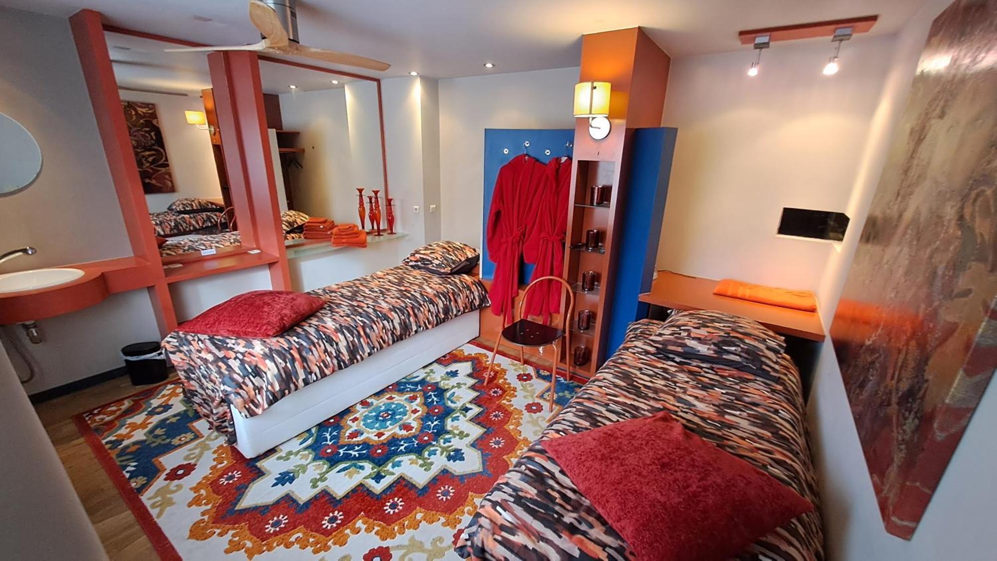 Beautyd Red Room Centrum Gullegem Wevelgem Exterior foto